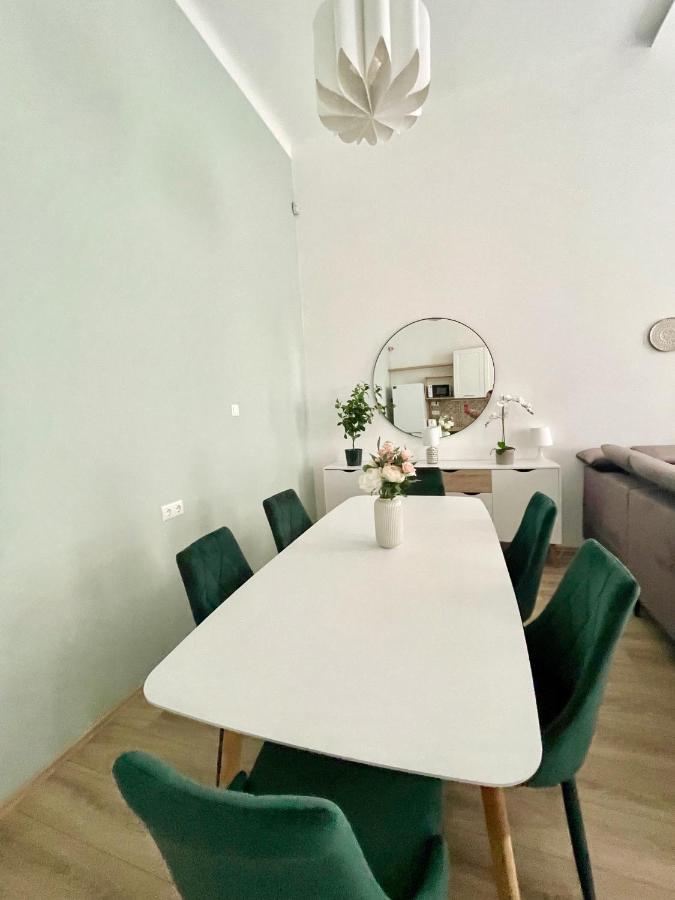 Design Luxury Asboth #Freeprkng Apartment บูดาเปสต์ ภายนอก รูปภาพ